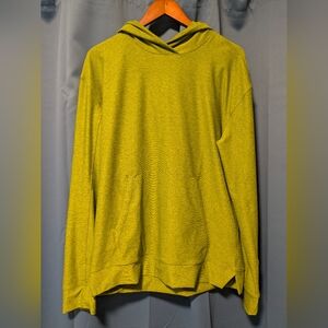 Outdoor Voices men's technical sweatshirt